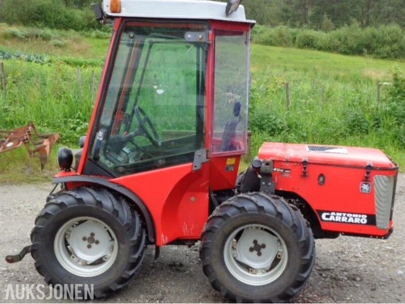 Traktor Antonio Carraro 4400 TTR HST