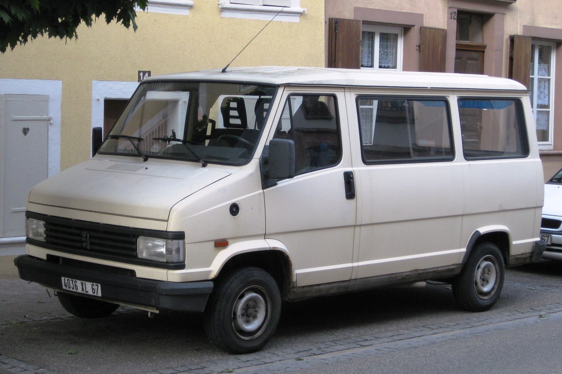 Van Peugeot J5 1400 280B22