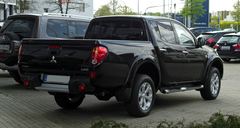 Mitsubishi L200 PICKUP 2.5TD DOUBLE CAB AUTOMAT-JRK74-4X4