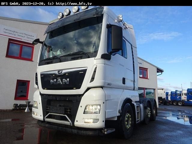 Truck MAN TGX 26.560 6X2/4 BLS