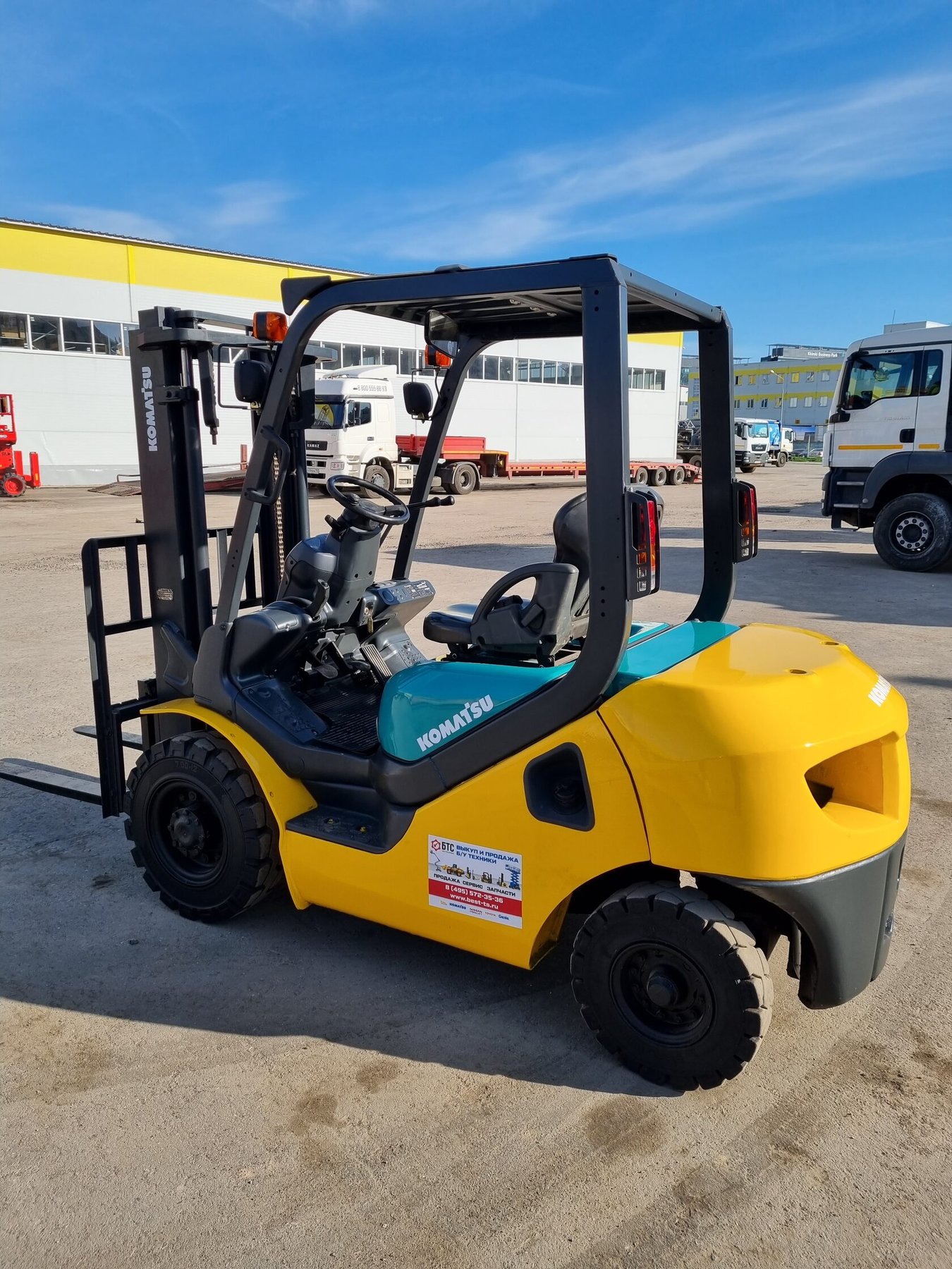 Wózki spalinowe Diesel Komatsu FD25T-16