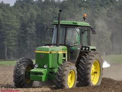 John Deere 4240S/2710