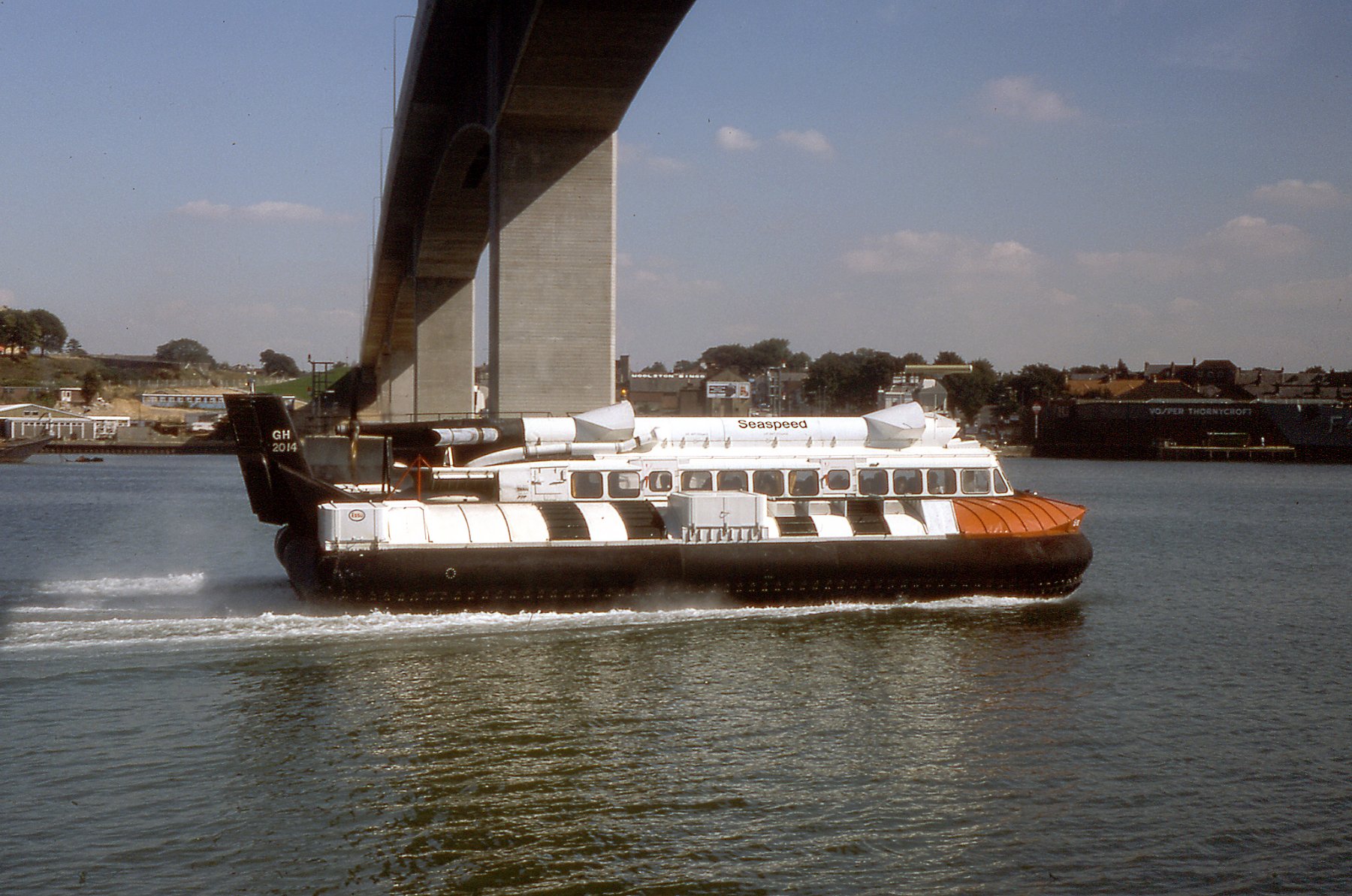 SEASPEED M 2000