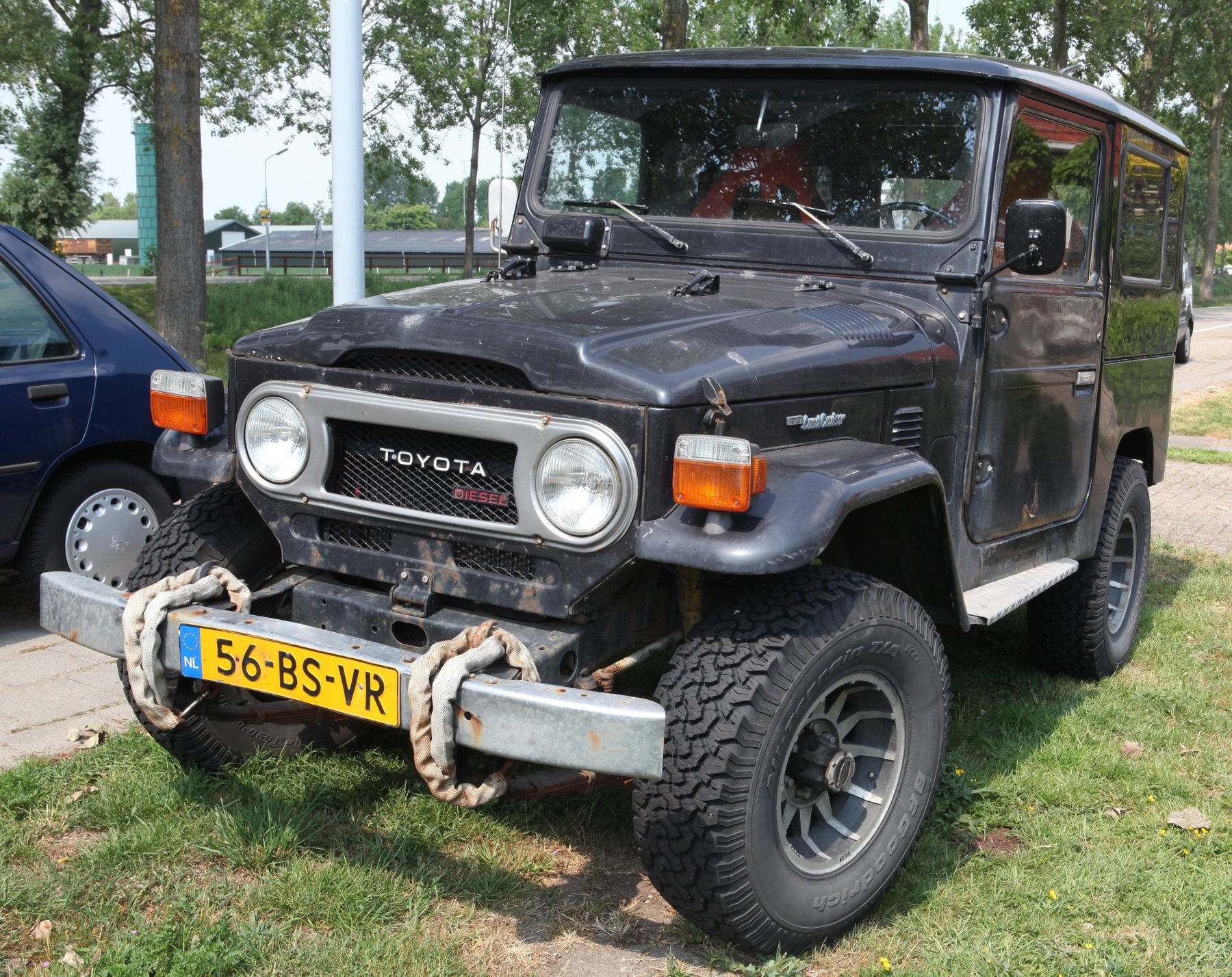 Van Toyota LANDCRUISER BJ40