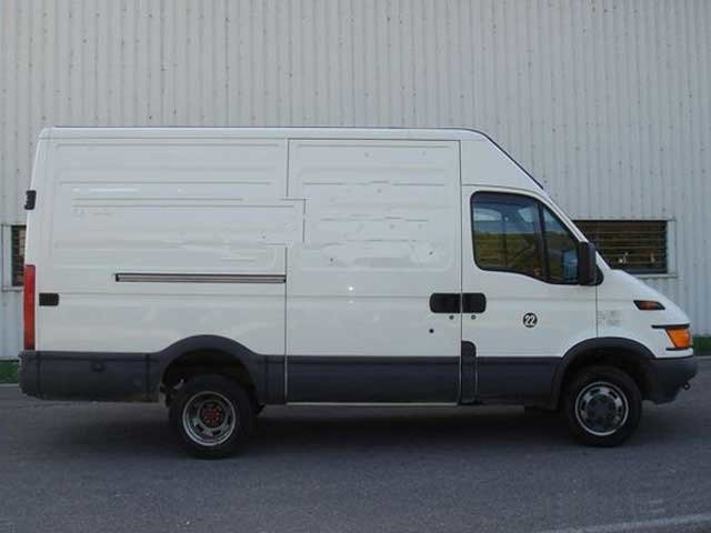 Transporter Iveco DAILY,35C11