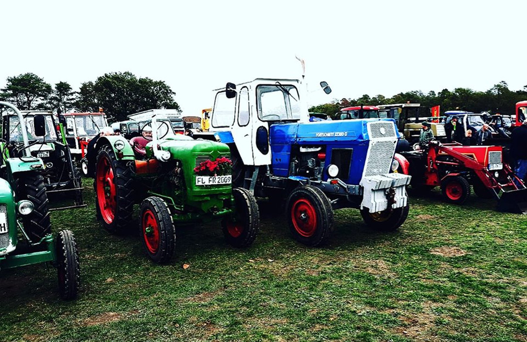 Tractor Brandenburger Traktorenwerke KT 732