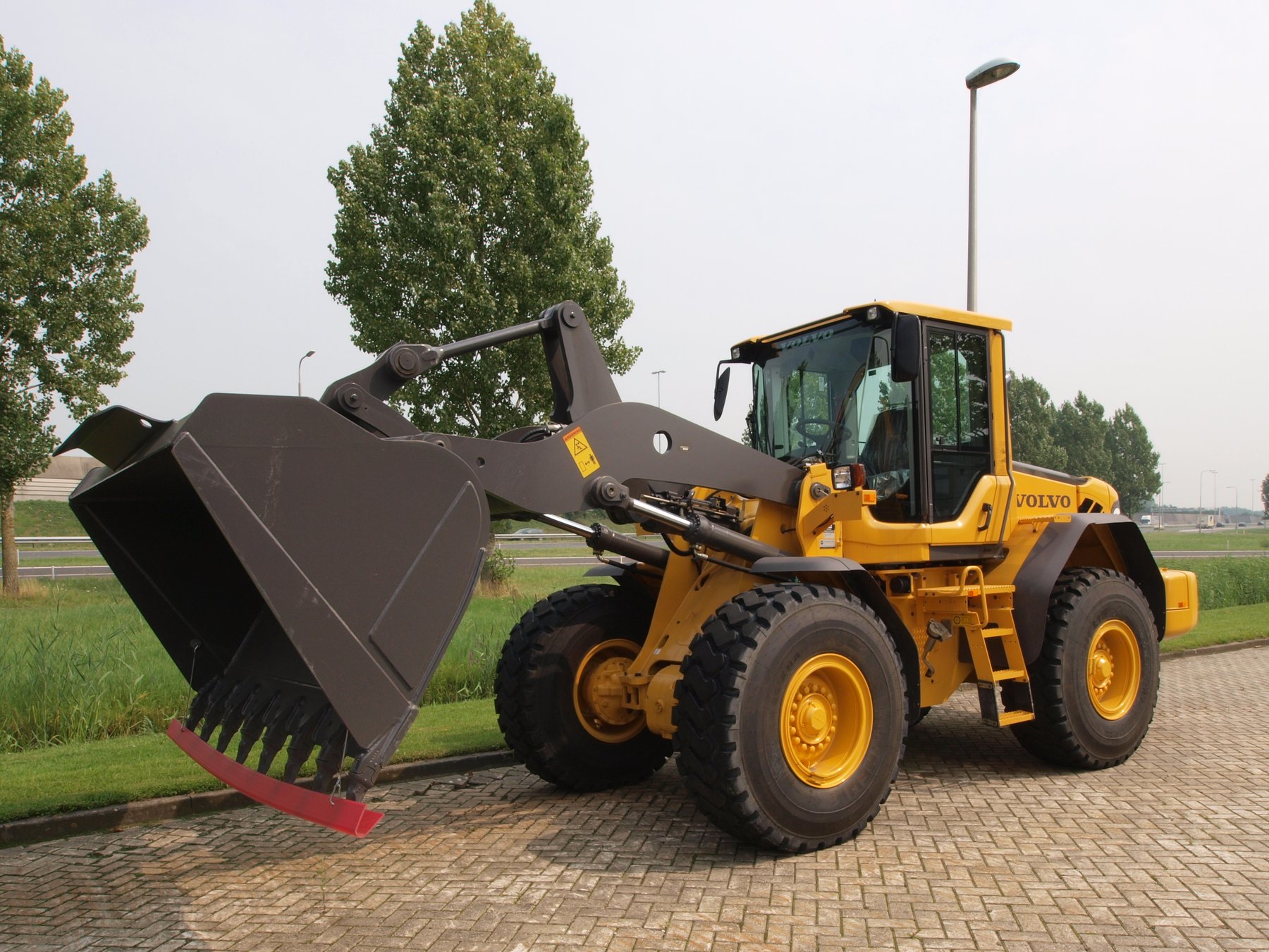Truck Volvo L-49504