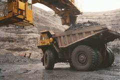 Komatsu HD1200-1