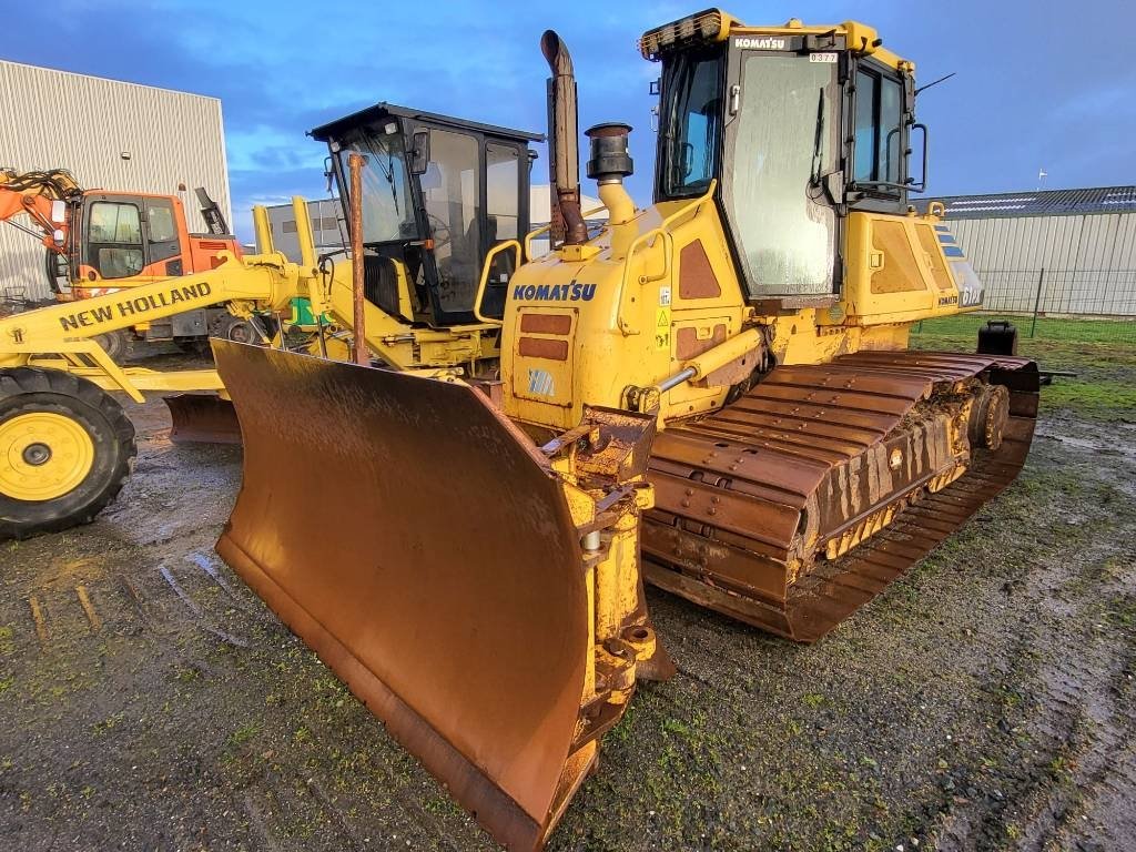 Komatsu D61PX-23