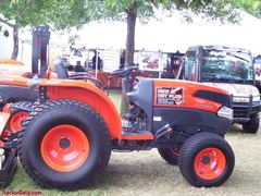 Kubota L3240GST