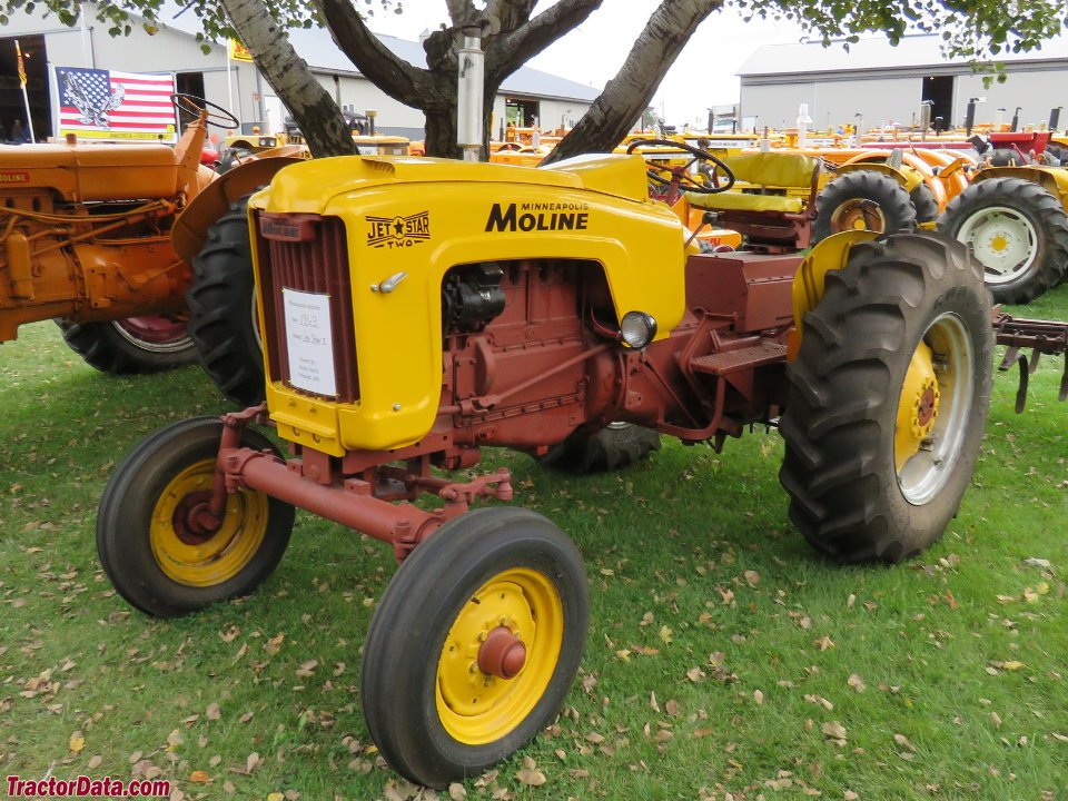 Tractor Minneapolis Moline Jet Star 2
