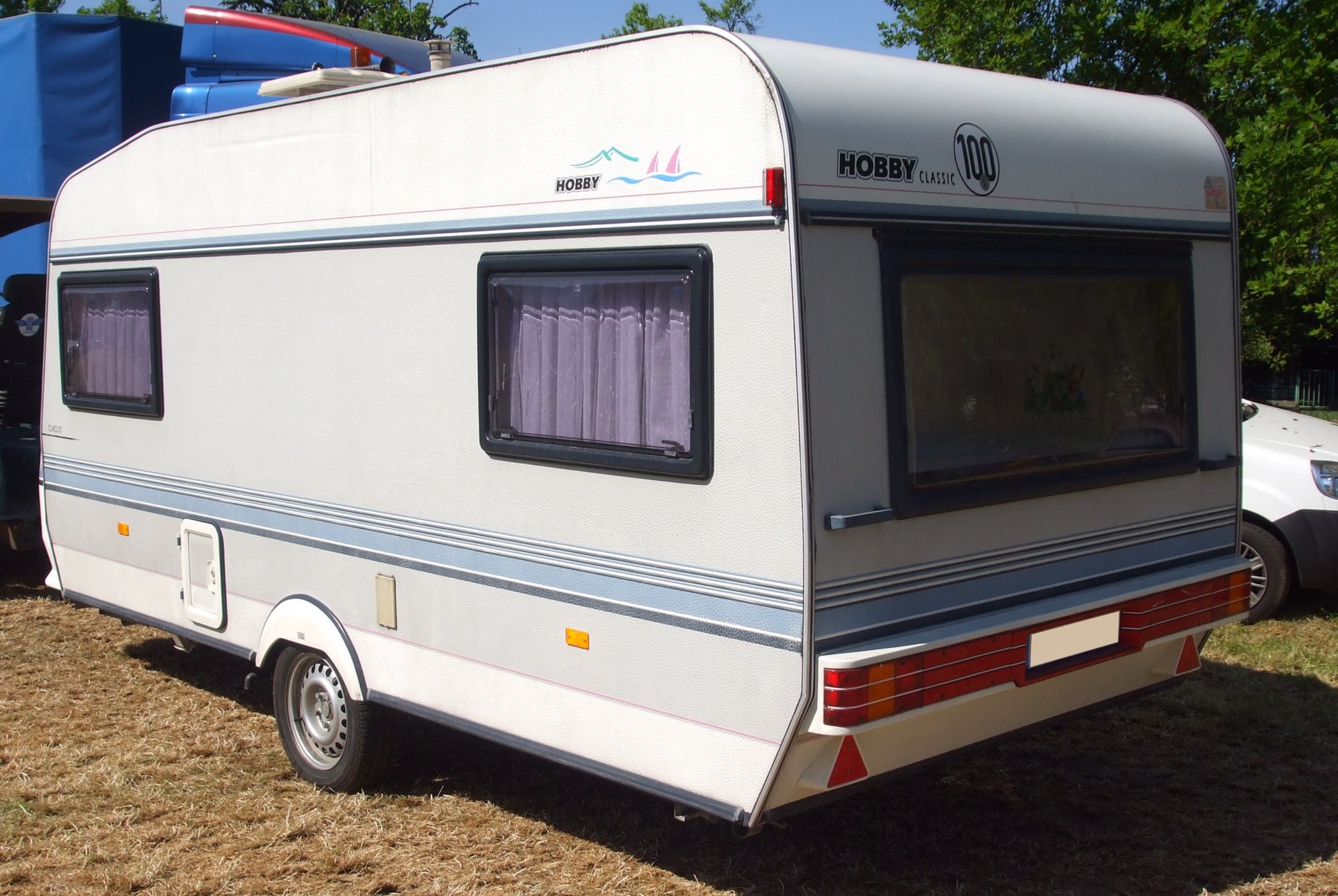 Anhänger HOBBY 690 SMF