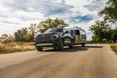 Toyota LANDROVER SEQUOIA