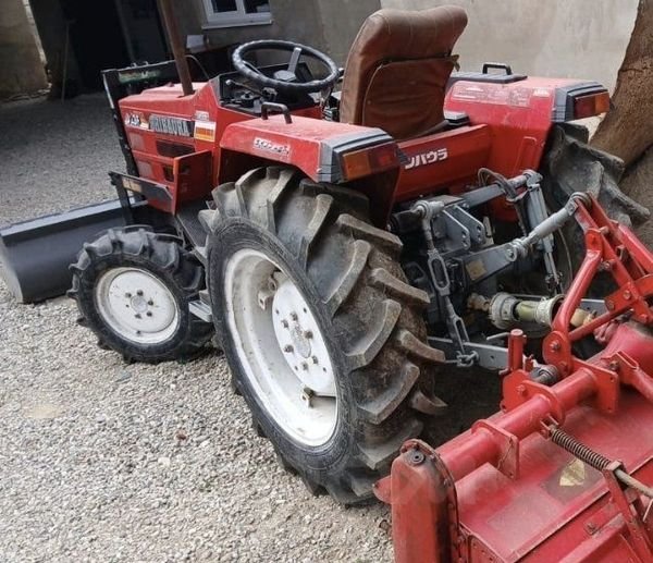 Traktor Shibaura D23F