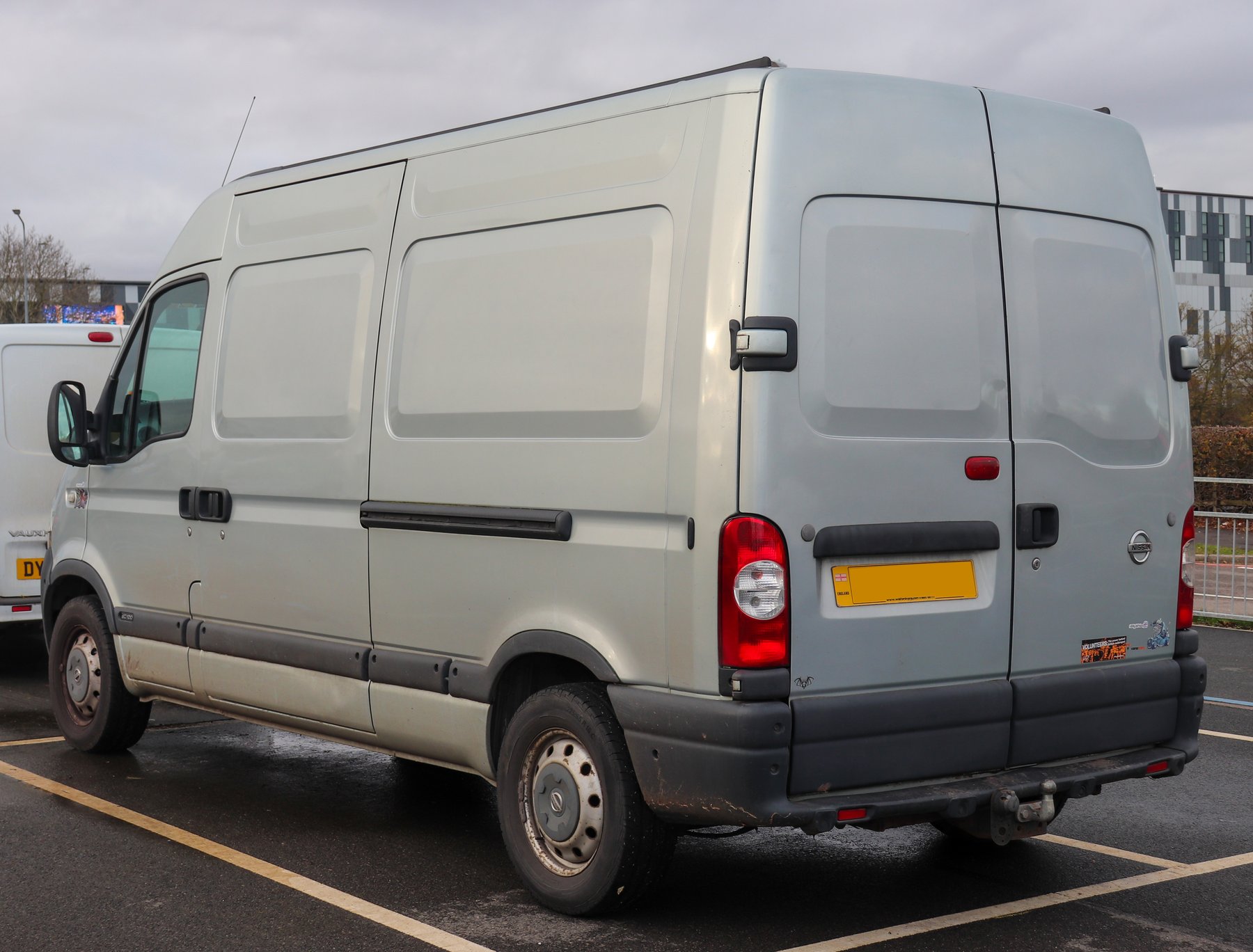 Van Nissan INTERSTAR 100.33-308 L