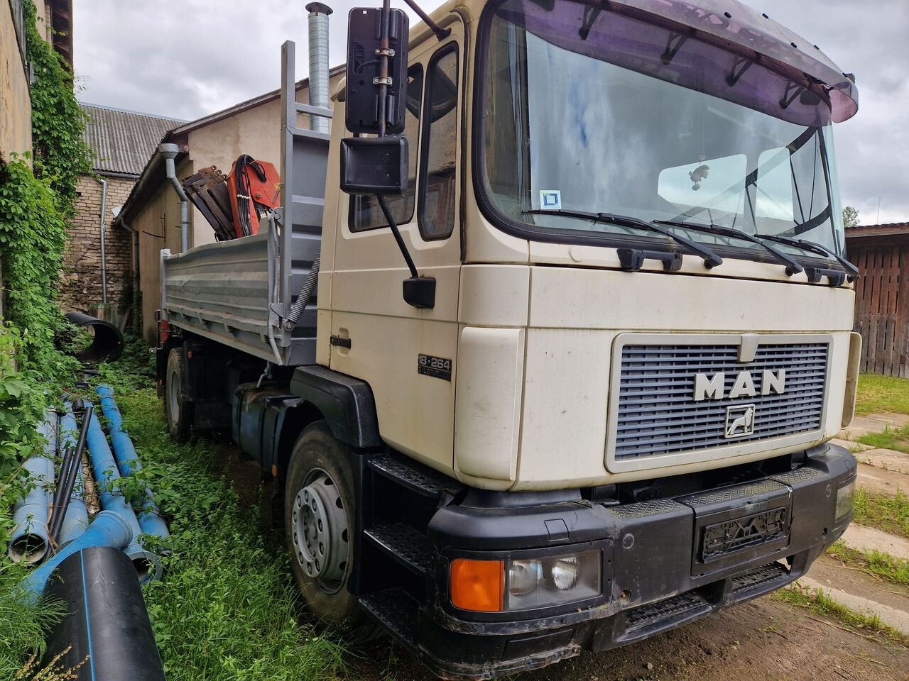 Truck MAN 18.264 LL