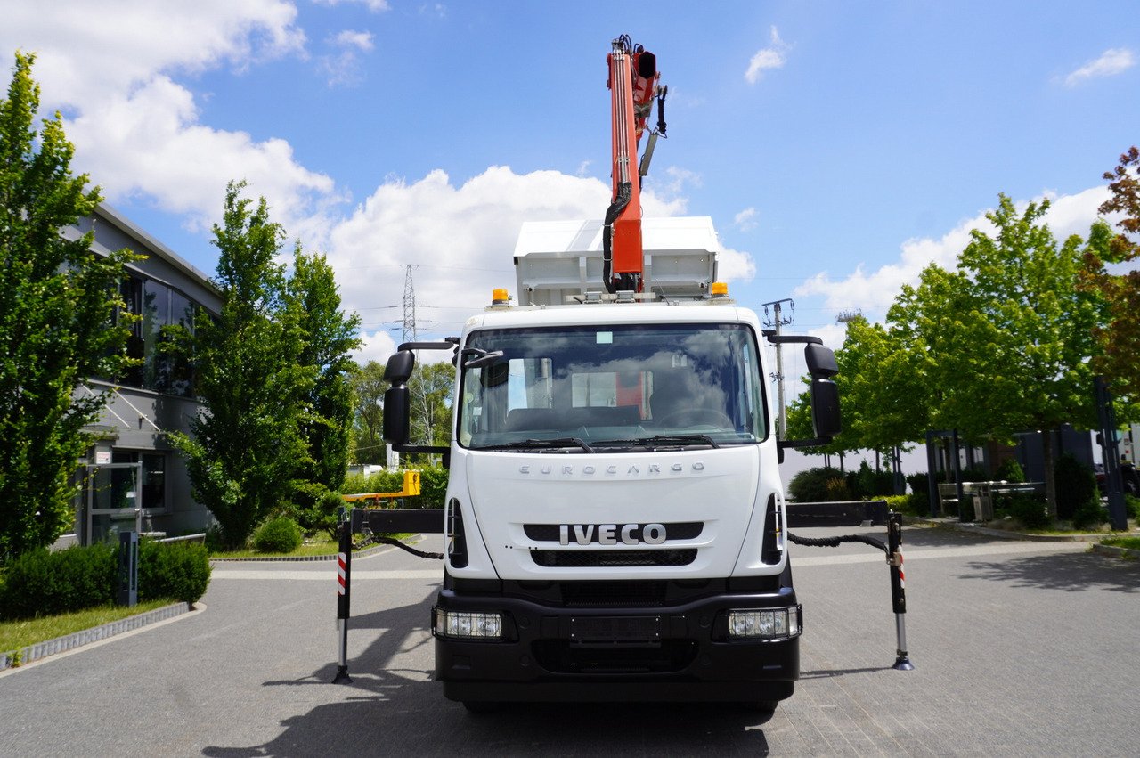 Truck Iveco 50C17V-210/395