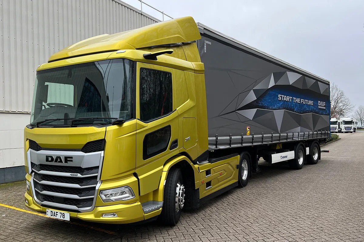 Truck DAF XD 450 FAG