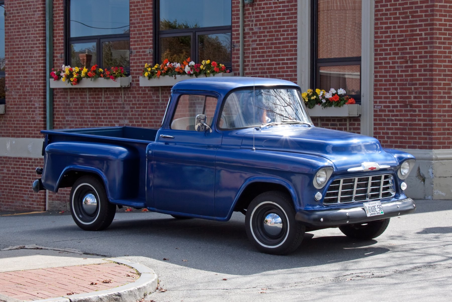 Van Chevrolet LIGHT DUTY PICKUP