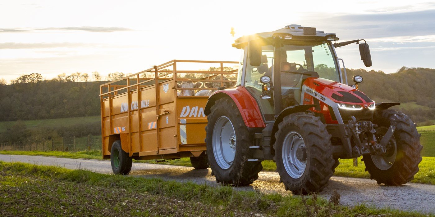 Tractor Massey Ferguson MF6615S 4WD