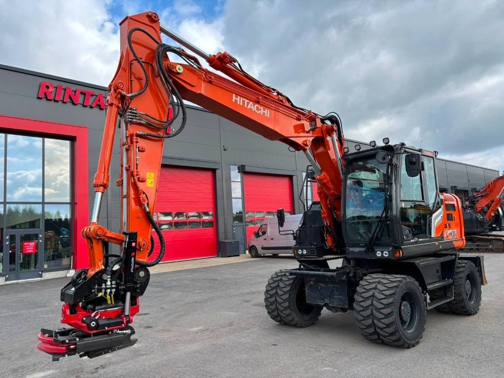 Hitachi DX175