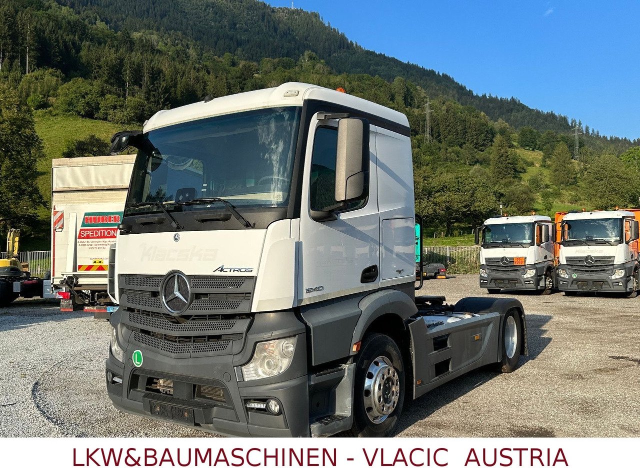 Truck Stx ACTROS MOTORHOME