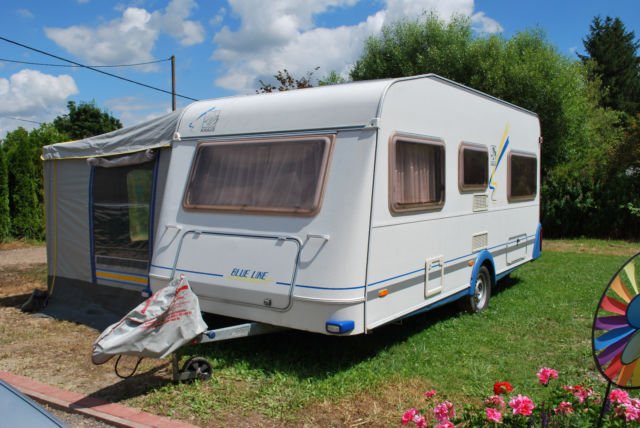 Przyczepa Knaus BLUE LINE 450 TF