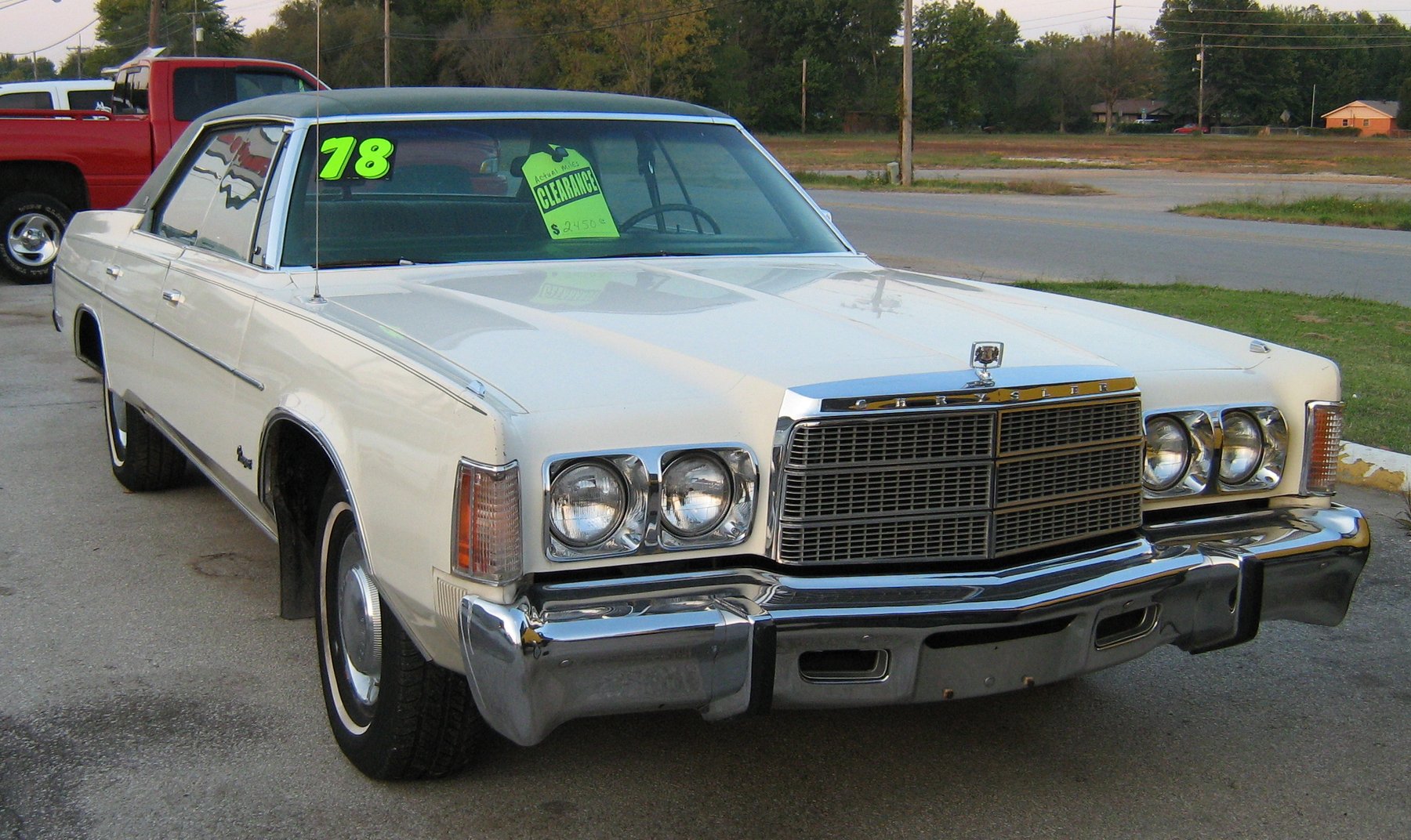 Van Chrysler NEWPORT