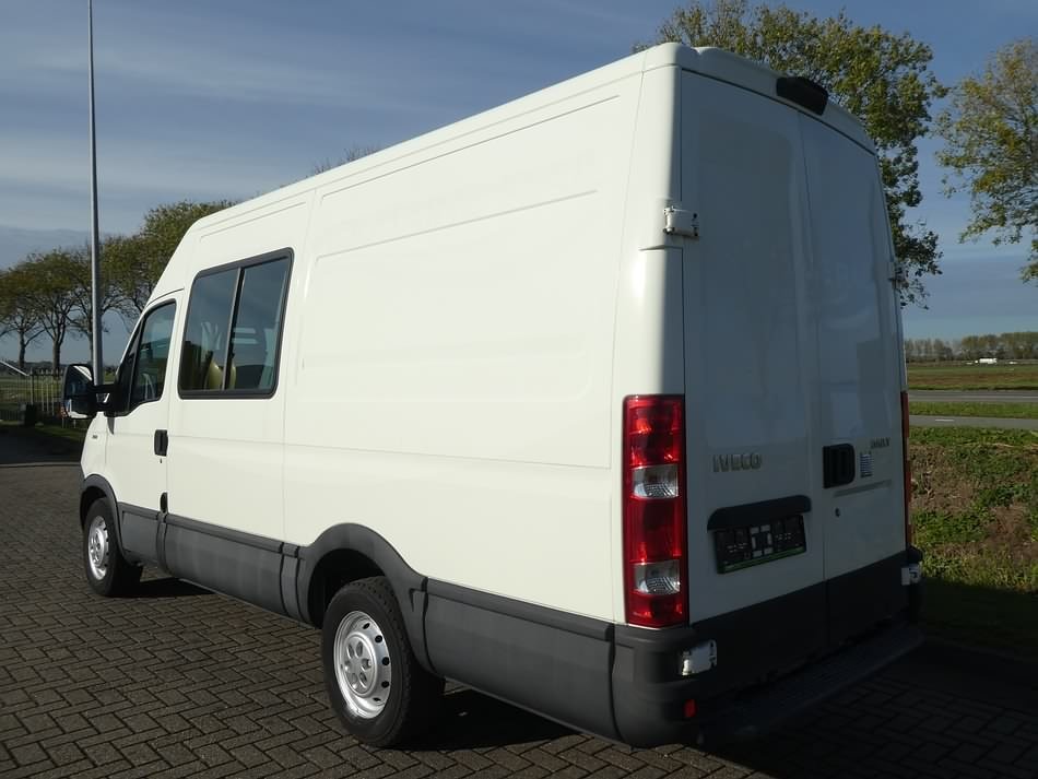Van Iveco 35S11A/P