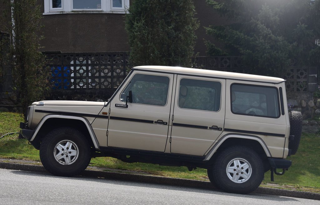 Transporter Mercedes Benz 460