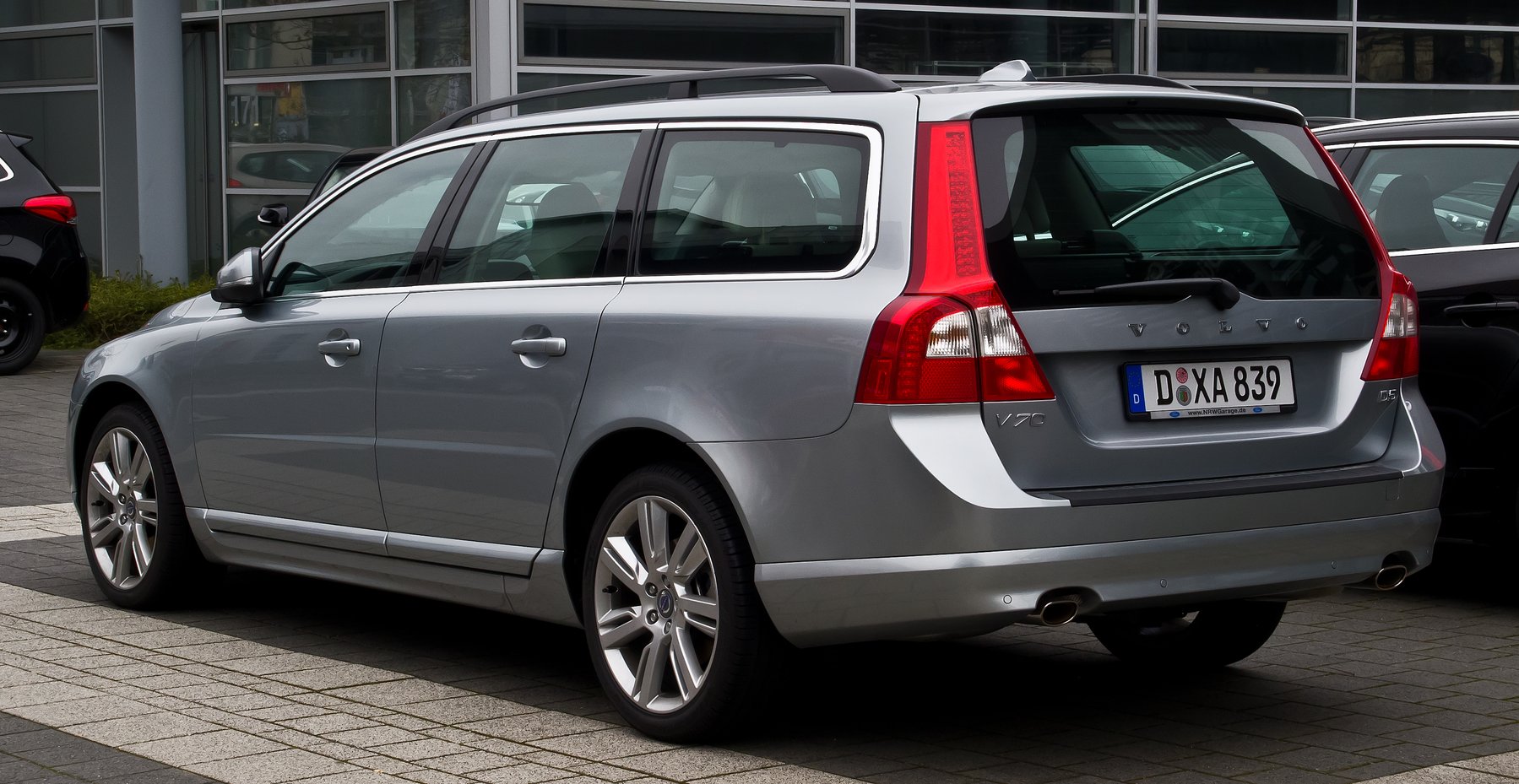 Van Volvo 5D V70 STW 2.4D AUTOMATIC-SW7939/276