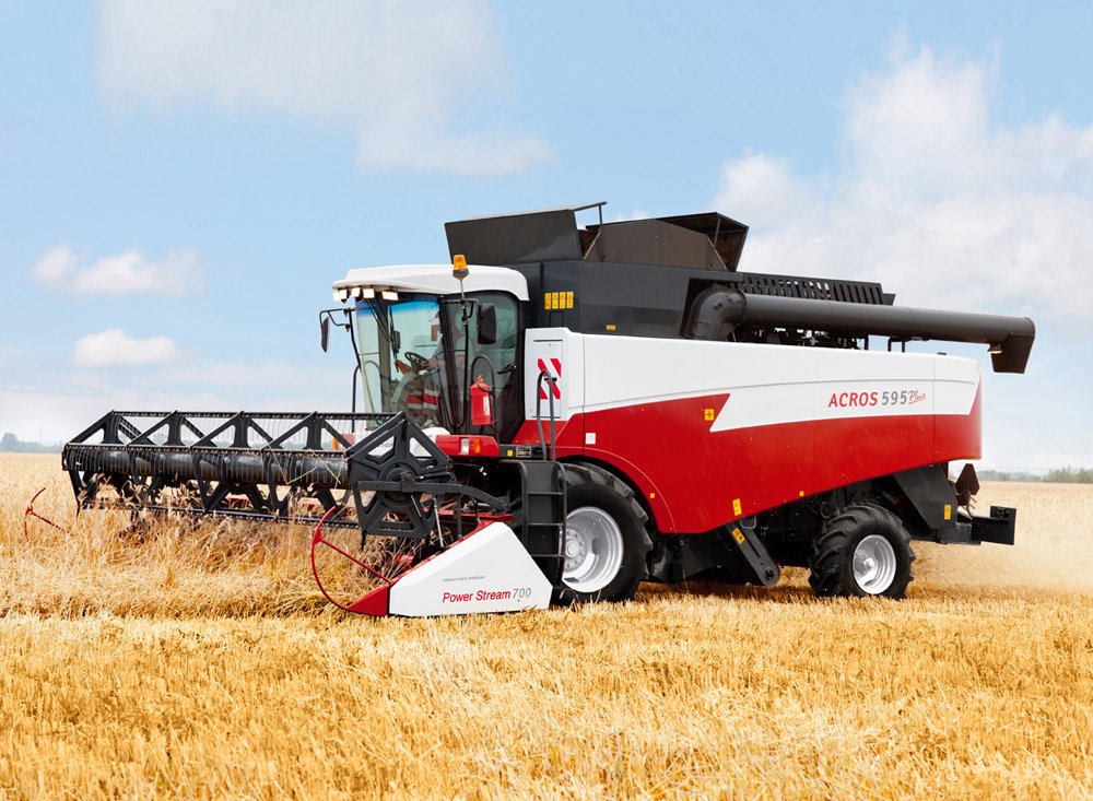 Combines Rostselmash ACROS 530