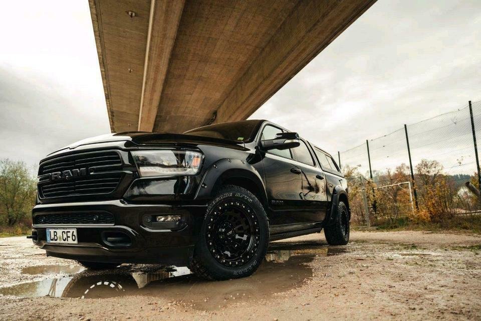 Van Ram 1500 SPORT L.B.
