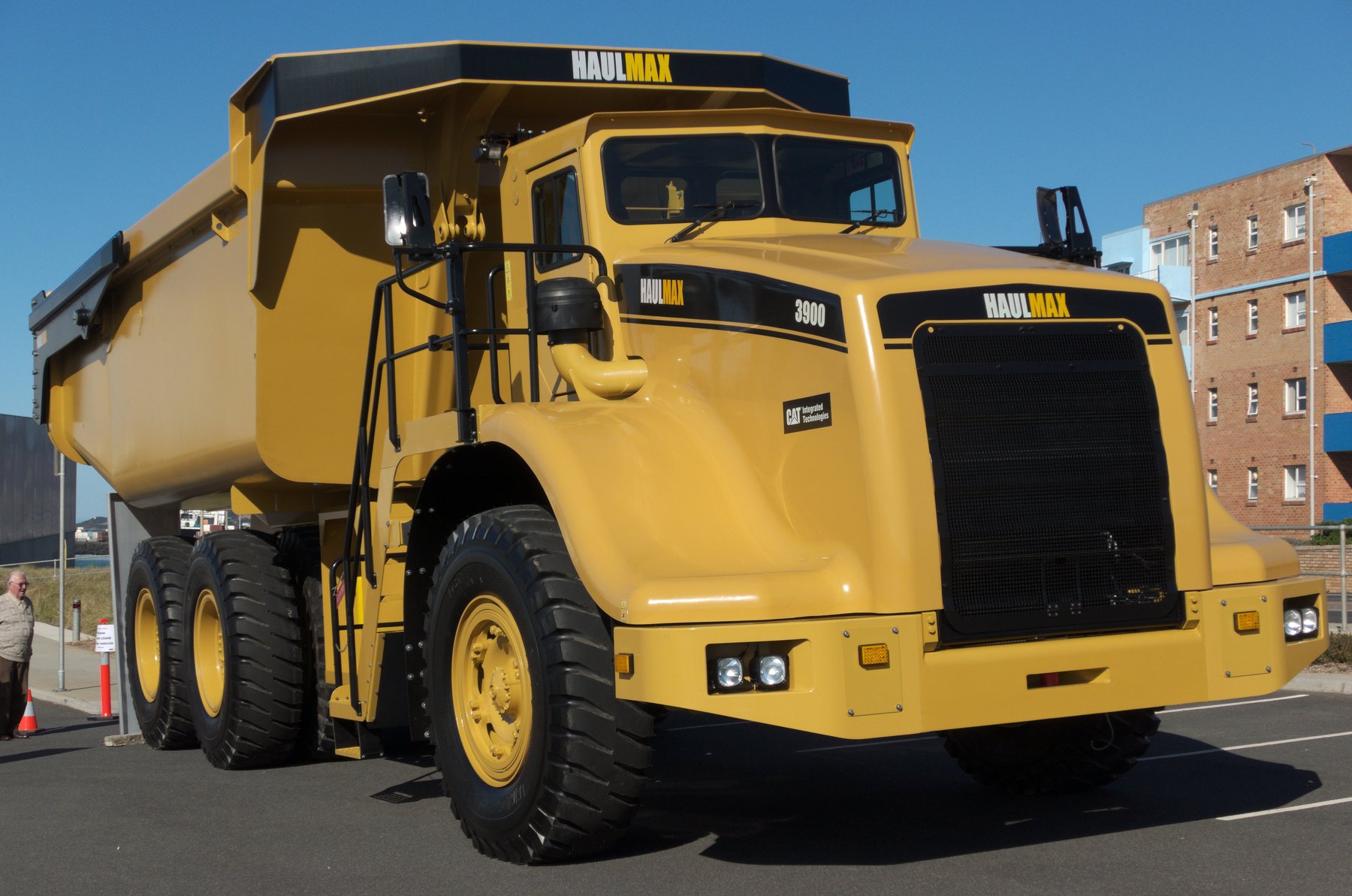 Mining machine Haulmax 3900D