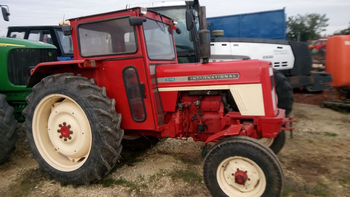Tractor International 1-674/2160