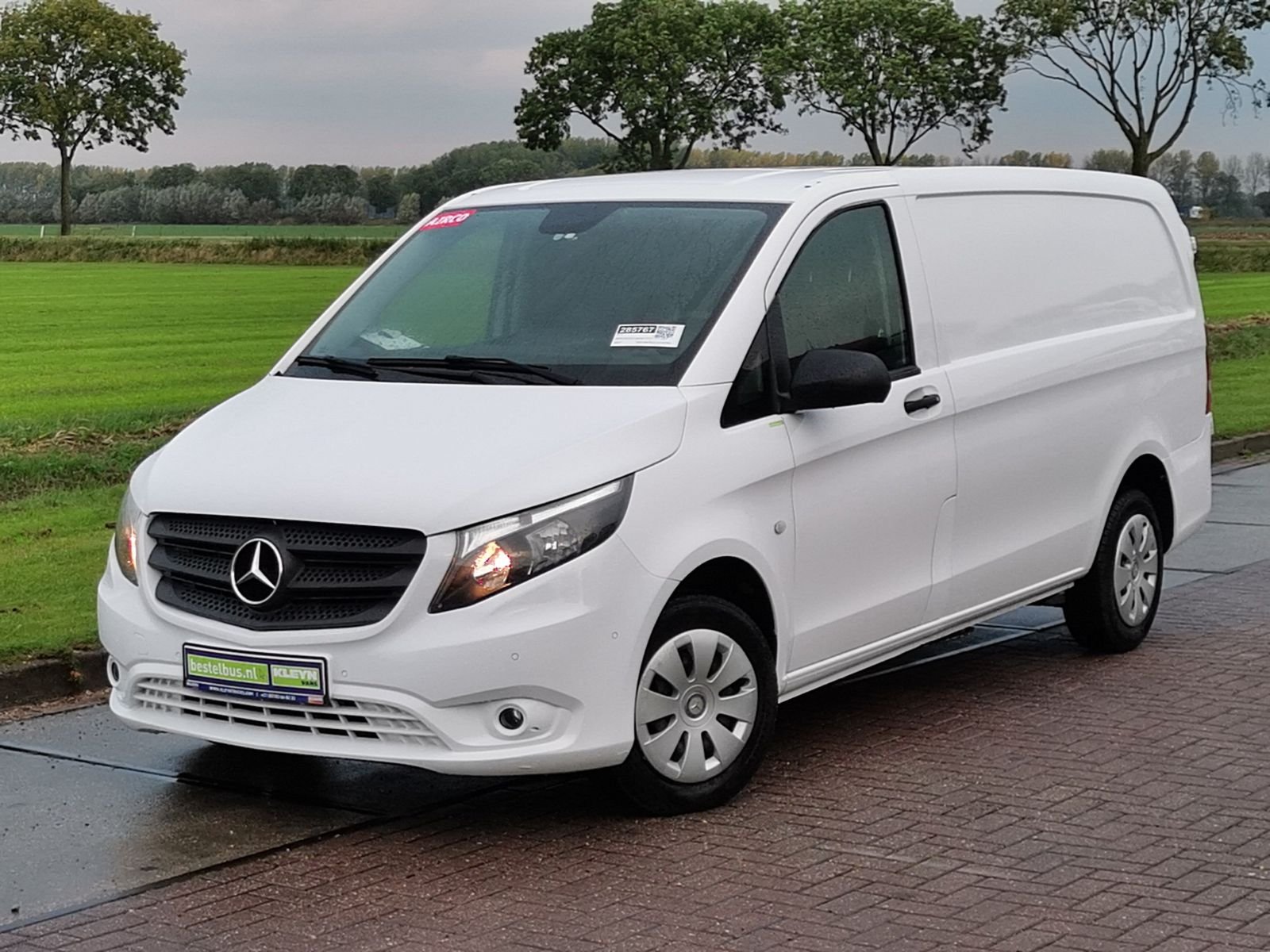 Van Mercedes Benz 111 CDI - 3,2T