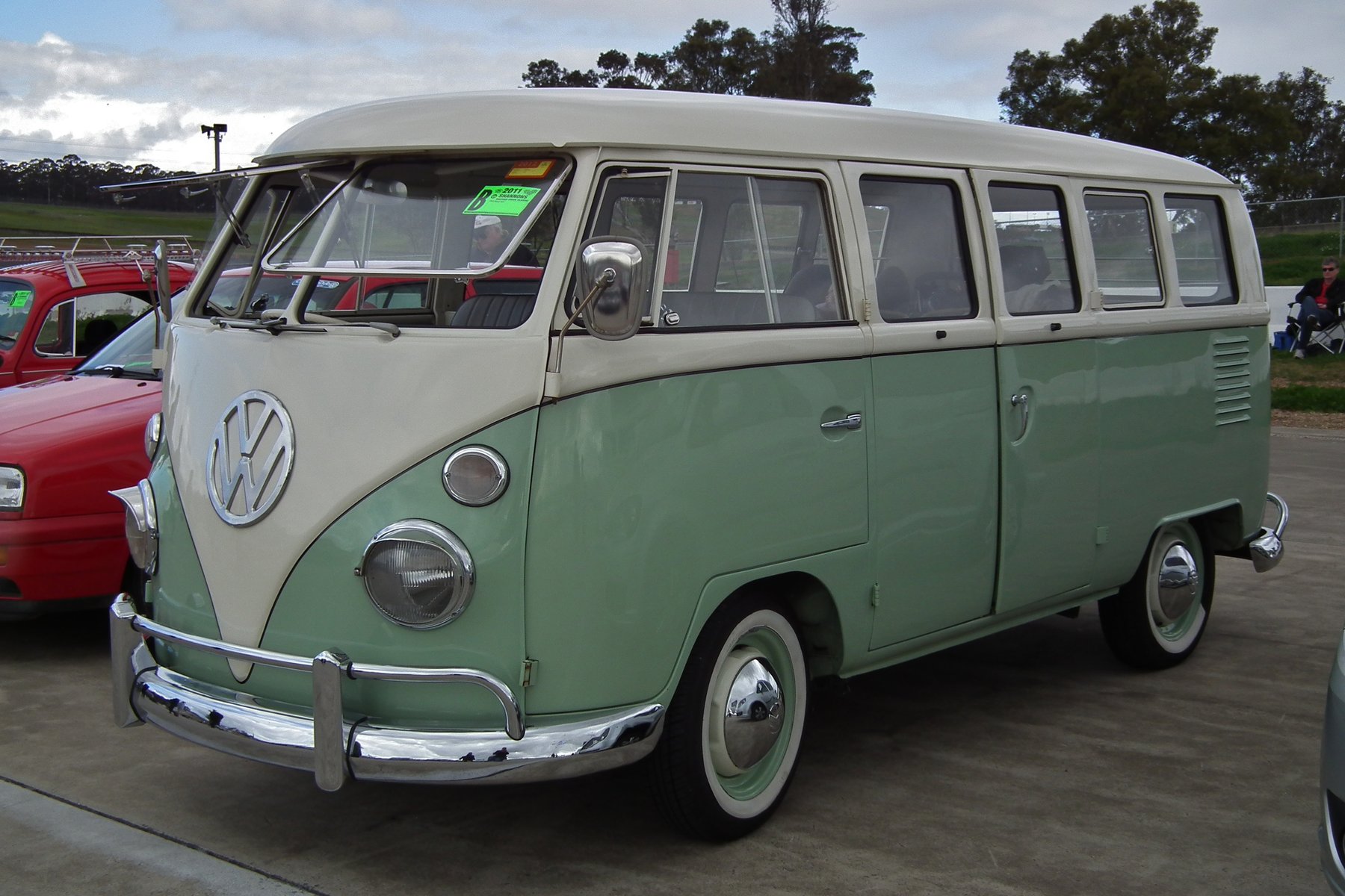 Van Volkswagen 9KF-1Y-1