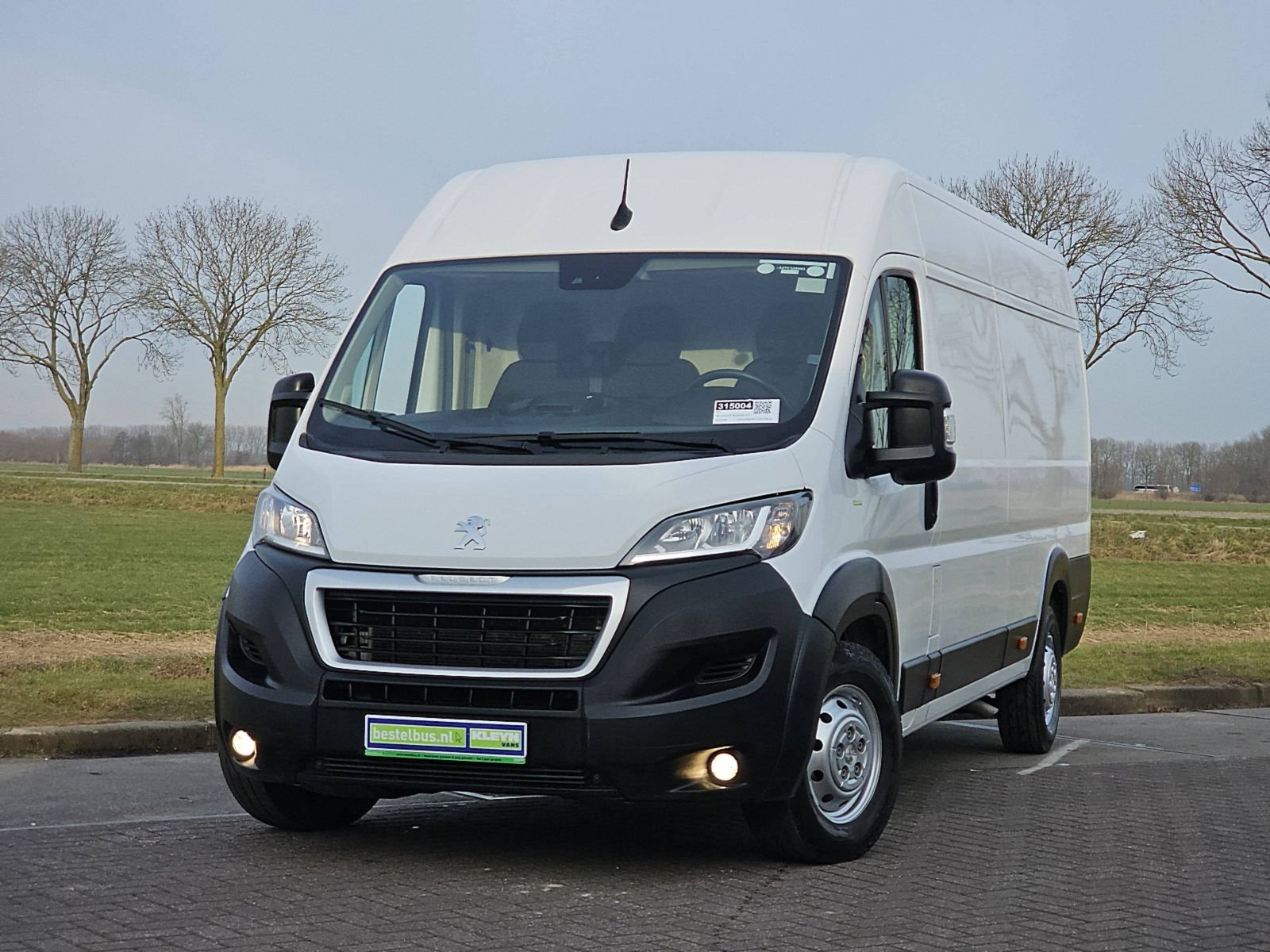 Van Peugeot BOXER 270CS 2.5TD DI