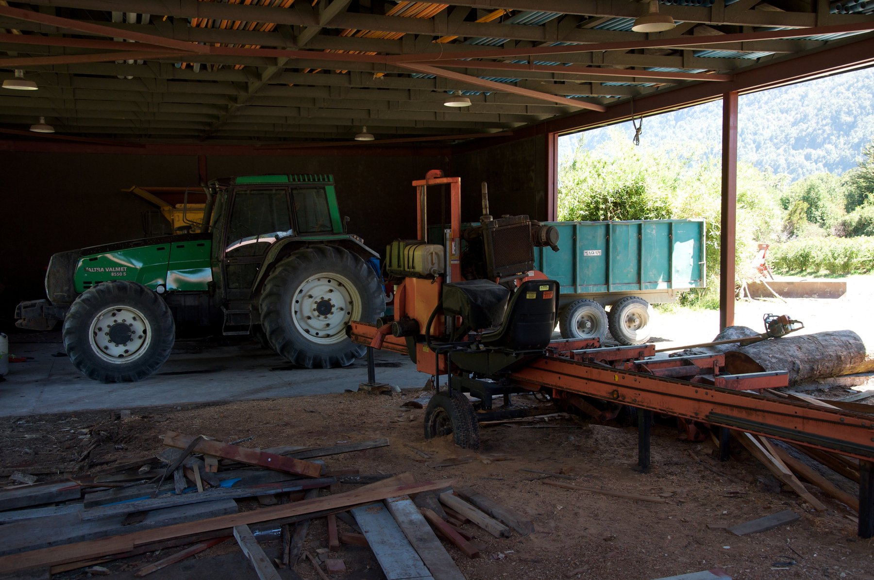 Tractor Valtra/valmet 8550