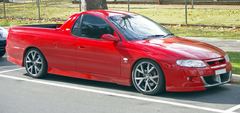 Holden MALOO R8