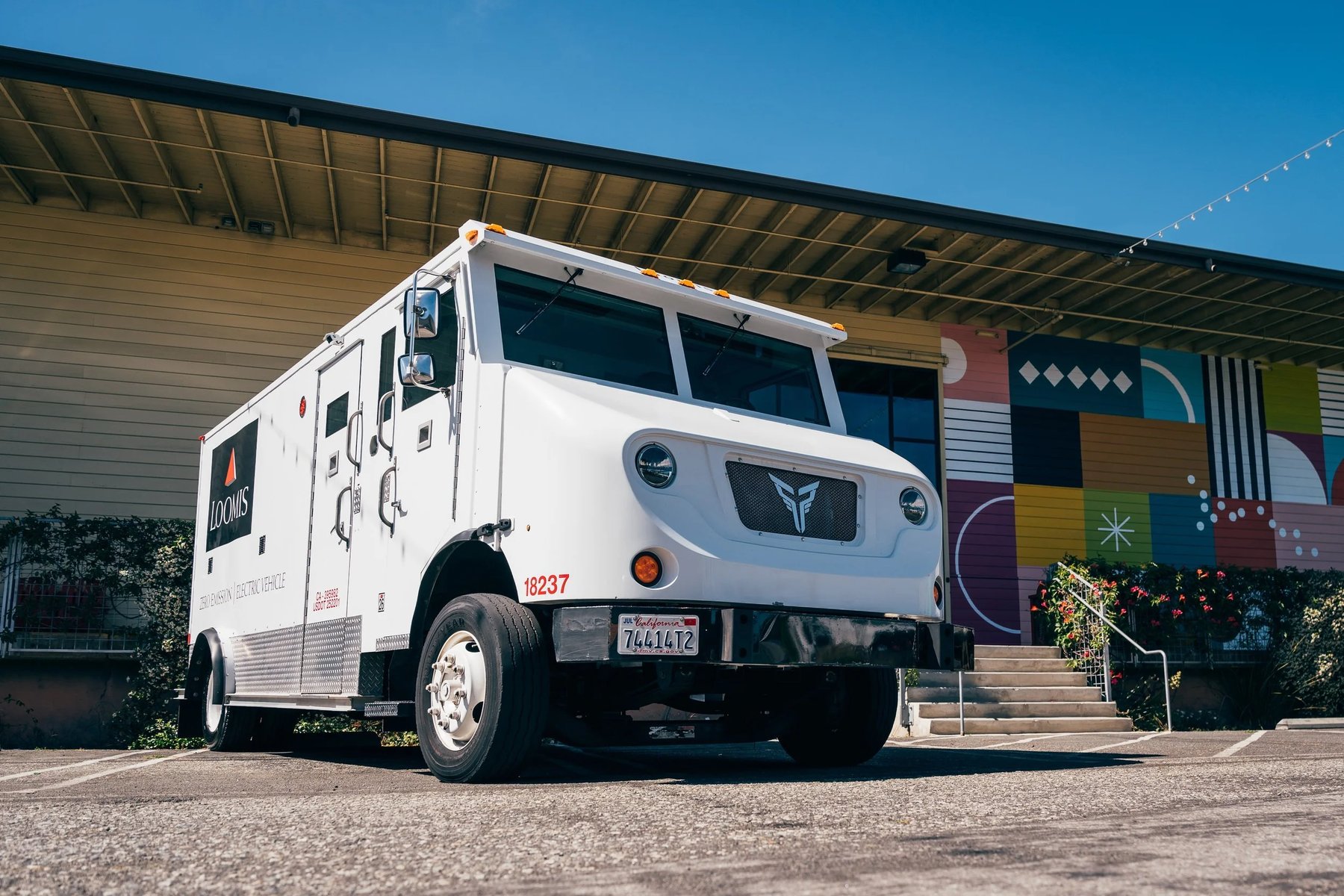 Lastwagen Xos ET1-250