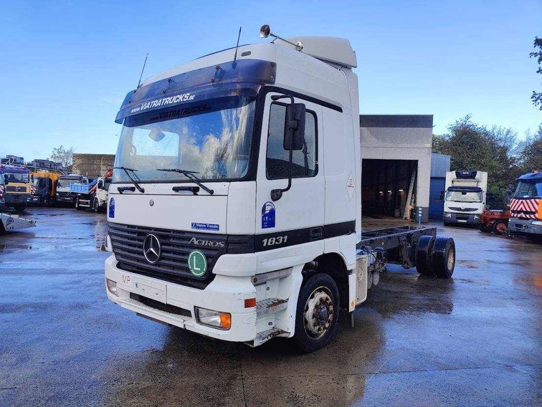 Truck Mercedes Benz 1831 L-95003/600