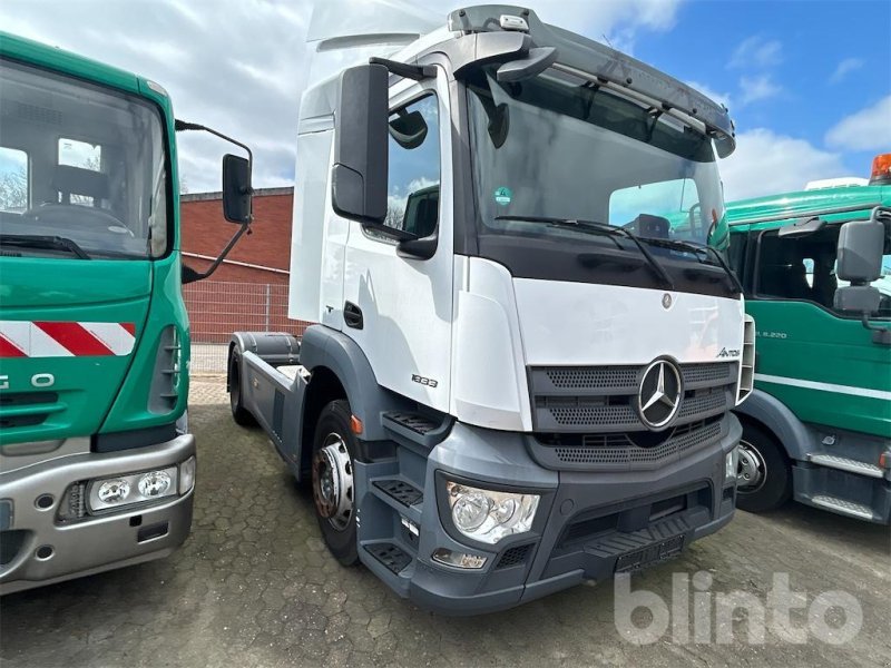Truck Mercedes Benz 1833L-NR-95054/600