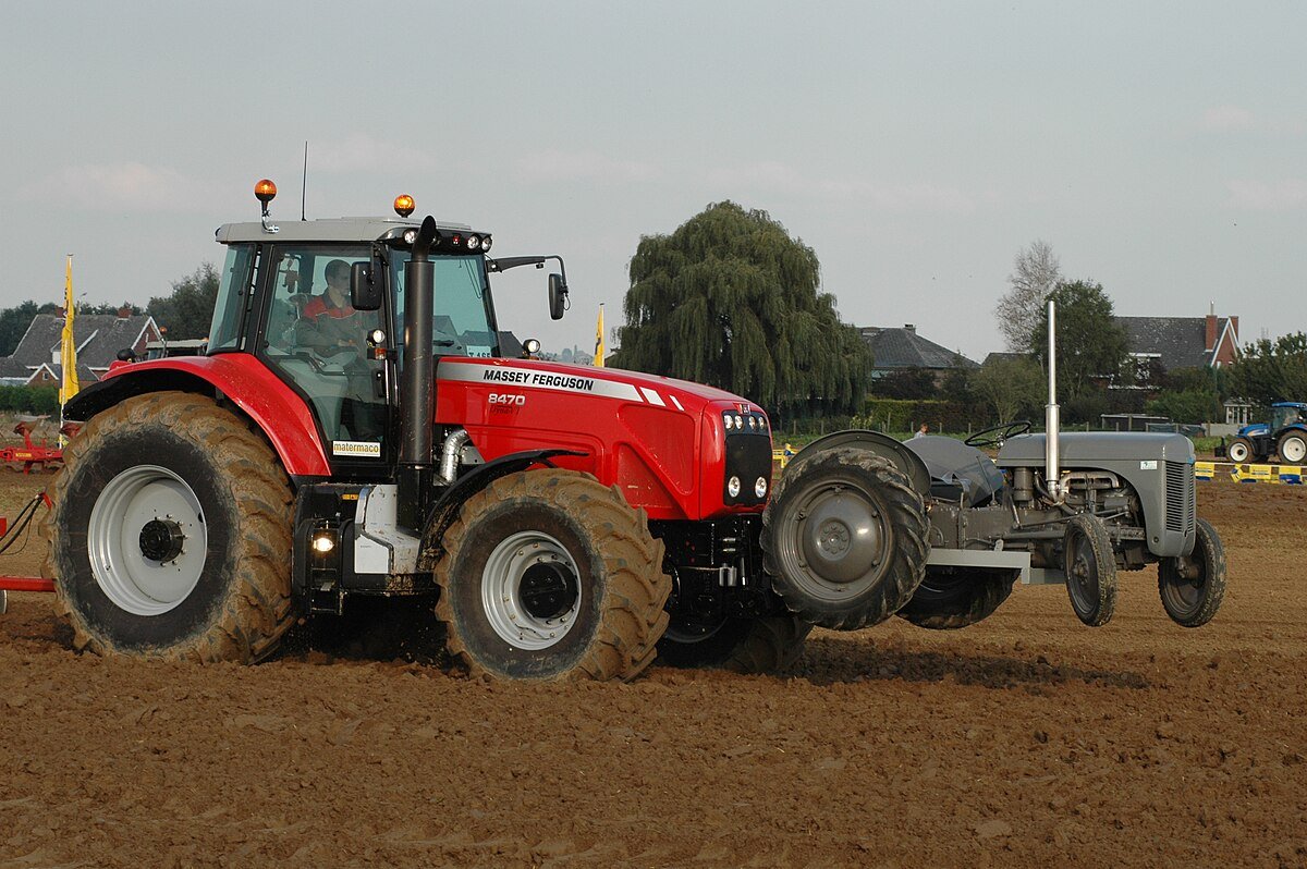 Tractor Massey Ferguson MF 8470