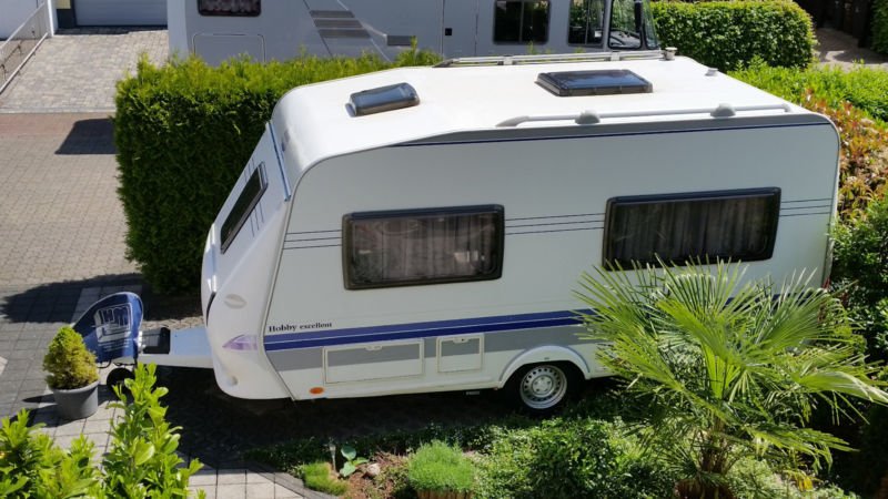 PKW-Anhänger bis 3,5 t HOBBY 410 SFe Exellent
