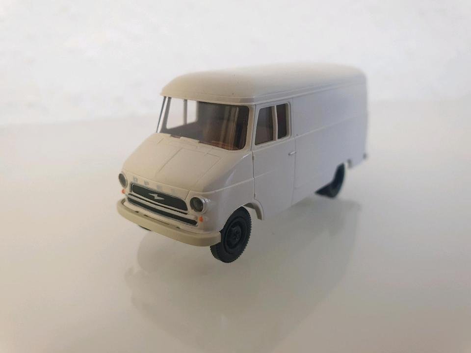 Van Opel BLITZ 2.5 L