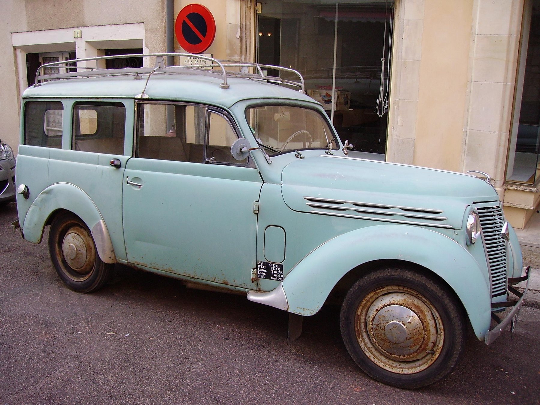 Van Renault JUVAQUARTE