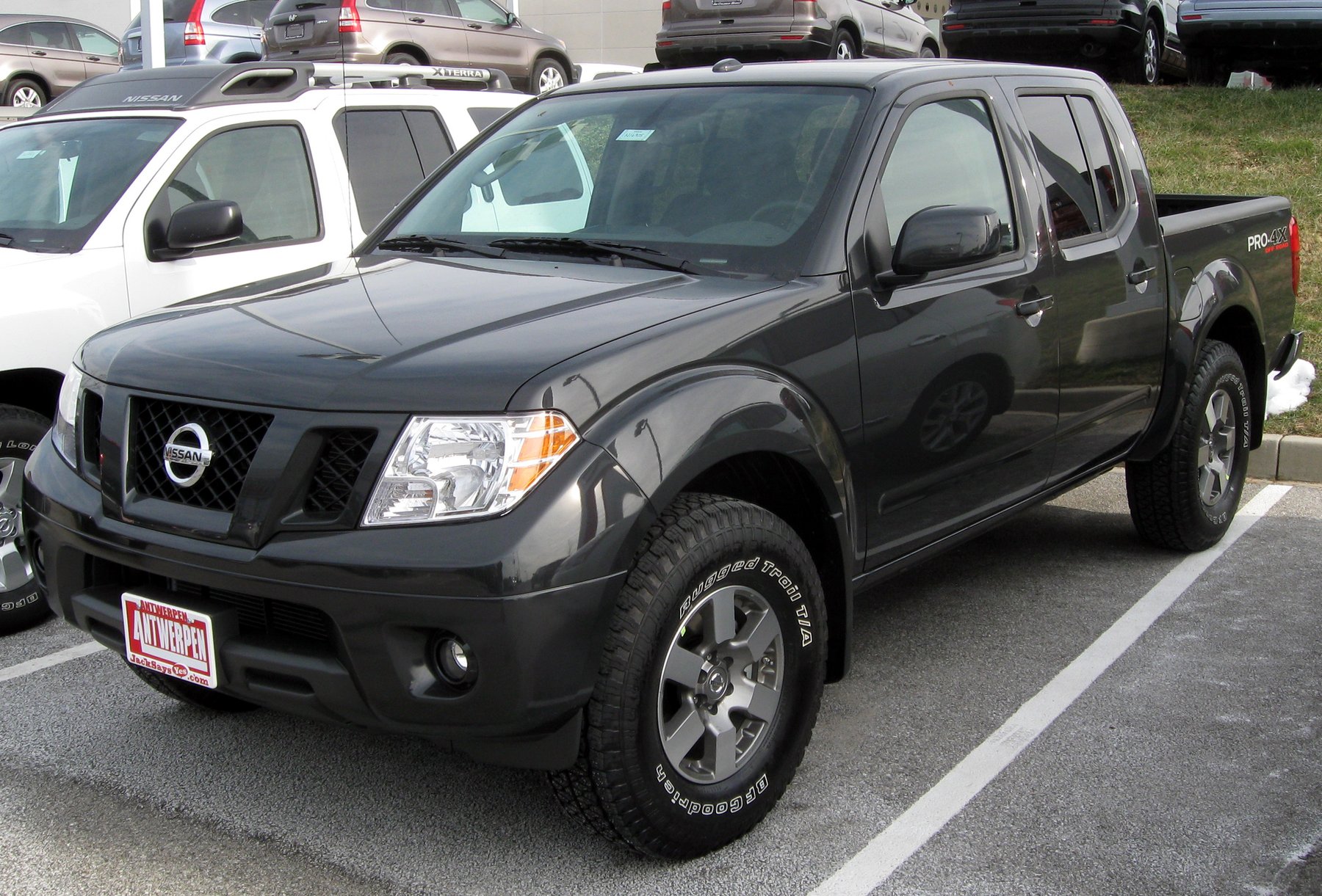 Van Nissan KO 553