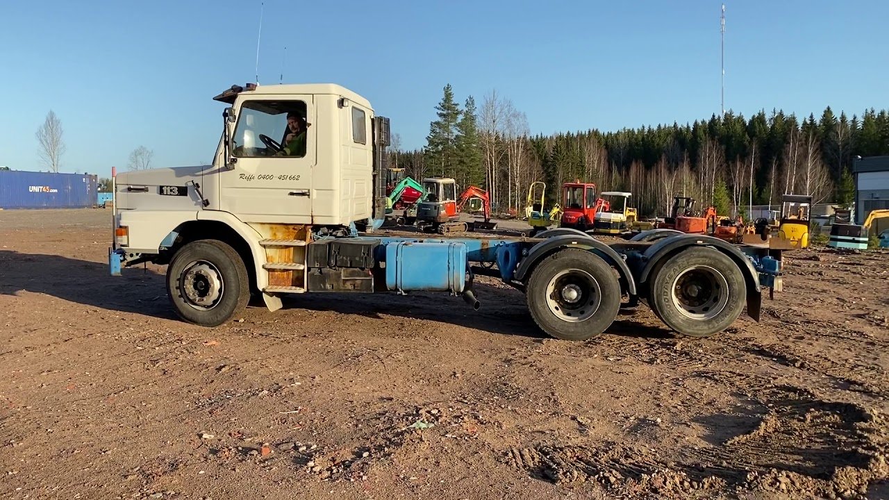 Truck Scania T113HL 6X2 L