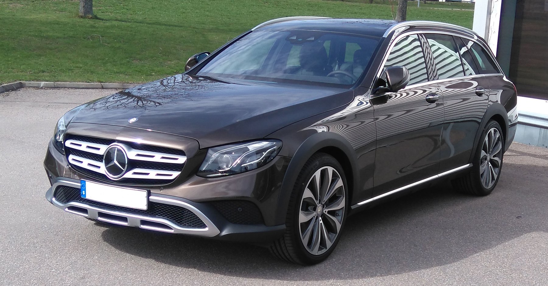 Van Mercedes Benz 213